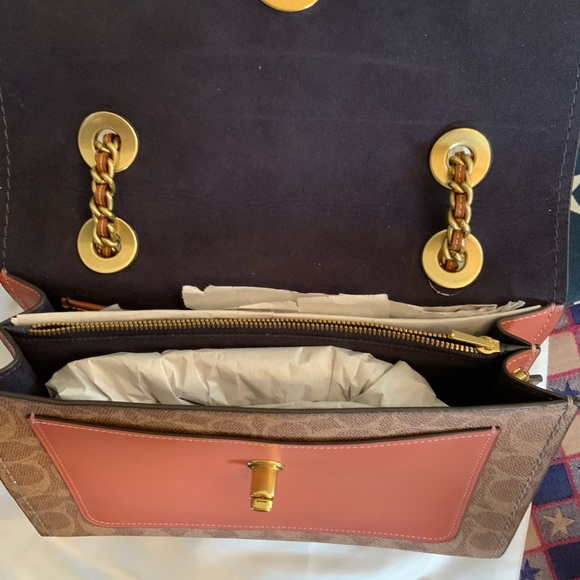 Coach Purse; Parker - Picture 7 of 7